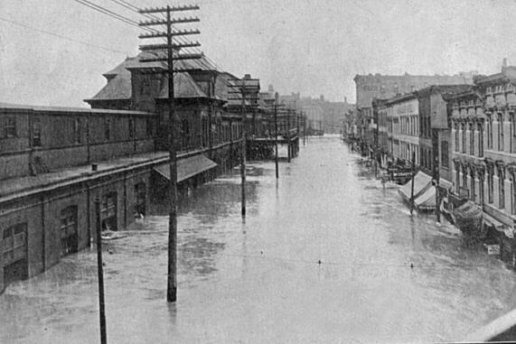 Looking South on Union Avenue, Union Depot to the Left